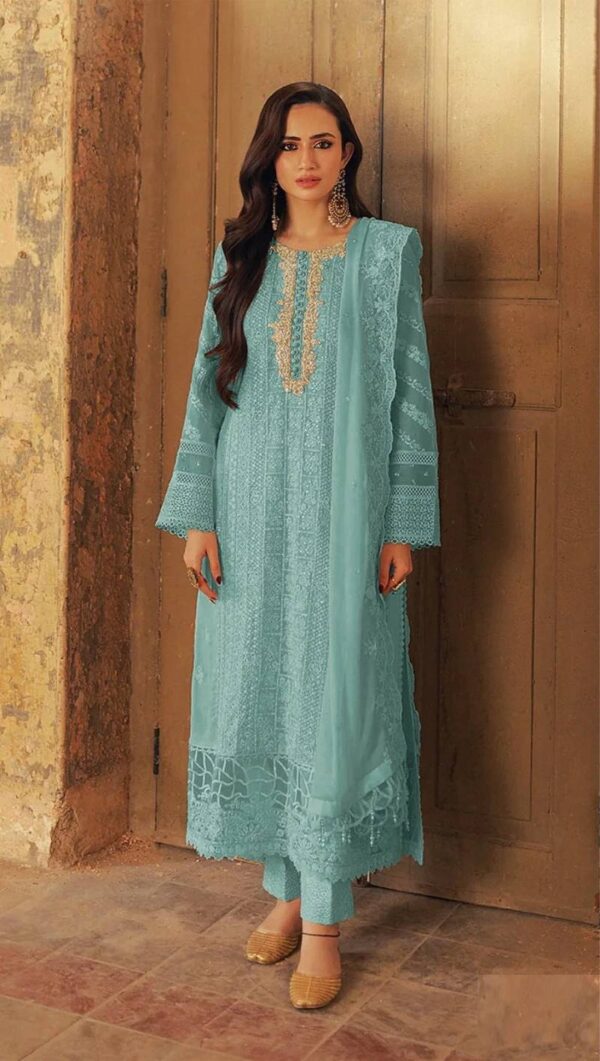 Super Hit 1041 Faux Georgette Pakistani Suit Catalog Collection