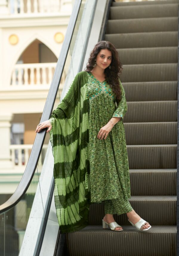 Mystic 9 Pooja Vol 8 Rayon Aliya Cut Kurti Bottom With Dupatta Catalog Collection - Image 8