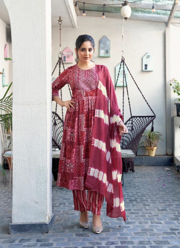 Mystic 9 Shanaya Vol 7 Rayon Kurti Bottom With Dupatta Catalog Collection Wholesale Exporter - Image 4