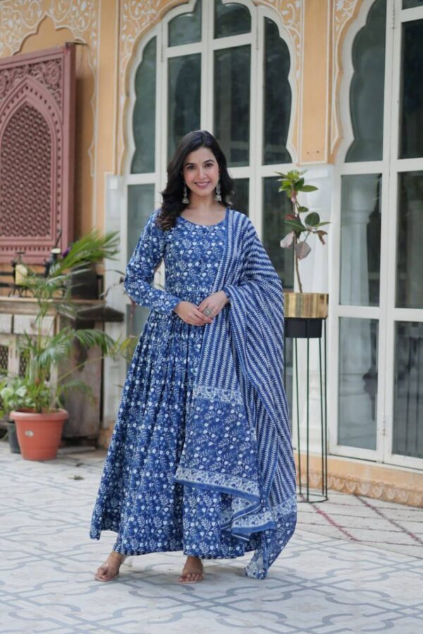 Luna Vol 27 Cotton Printed Kurti Bottom With Dupatta Collection - Image 3