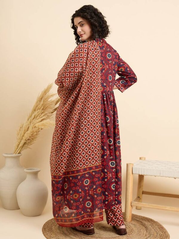 Dhruvi 280 Rayon Casual Wear Kurti Bottom With Dupatta - Image 3