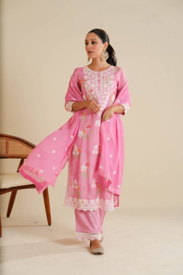 Tanyaa P 158 Lucknowi Masleen Kurti Bottom With Dupatta Catalog Collection Wholesaler