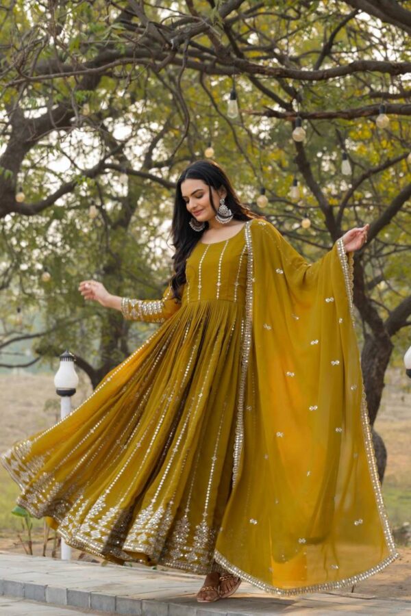 Sn 2419 Faux Georgette Gown With Dupatta Catalog Wholesale Collection - Image 4