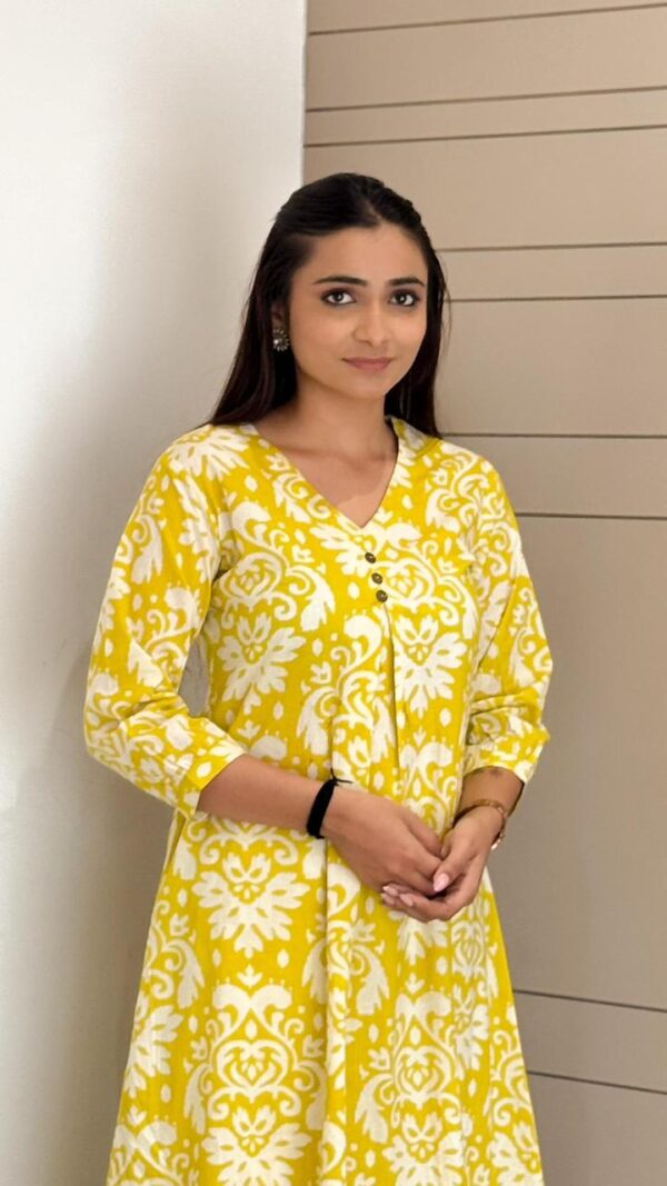 Tanyaa P 231 Cotton A Line Round Kurti With Bottom Catalog Wholesale Collection - Image 2