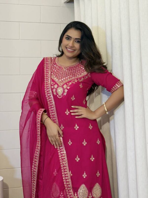 Preeti 02 Georgette Kurti Bottom With Dupatta Catalog Wholesale Collection - Image 6