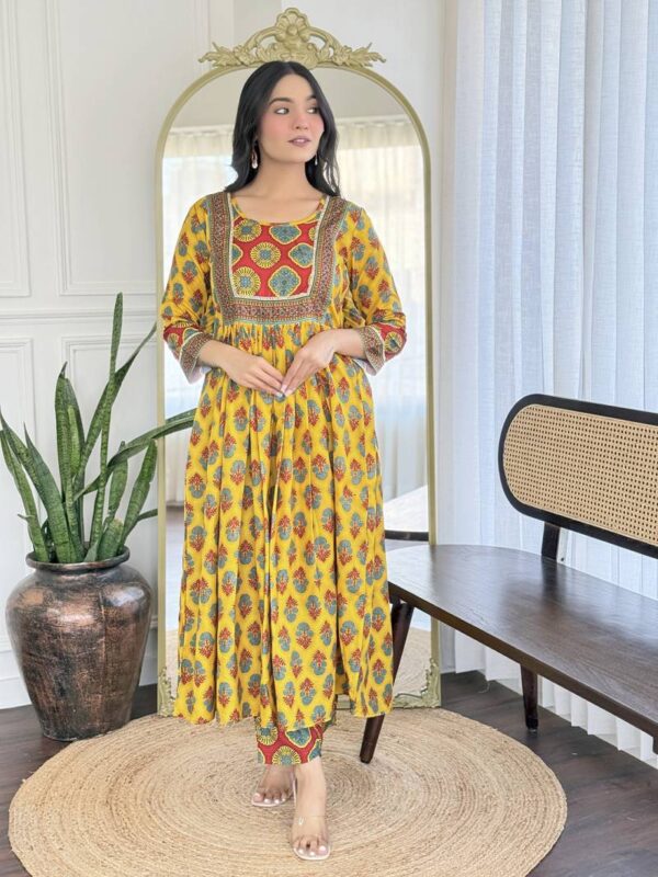 Wb 733 Yellow Rayon Printed Kurti Bottom With Dupatta Catalog Wholesale Collection - Image 3