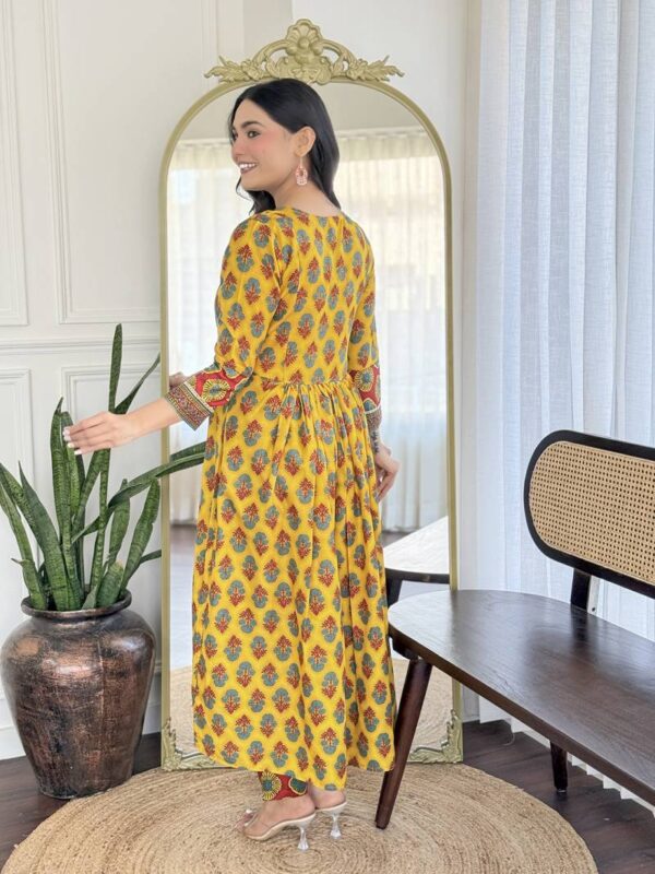 Wb 733 Yellow Rayon Printed Kurti Bottom With Dupatta Catalog Wholesale Collection - Image 4