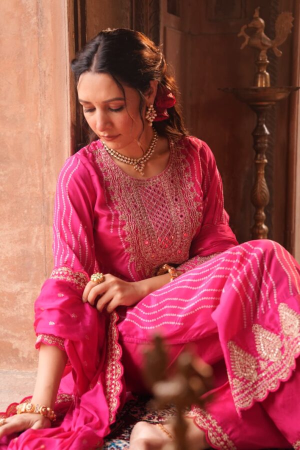 Naisha K 109 Crepe Fancy Readymade Catalog Wholesale Collection Exporter - Image 5