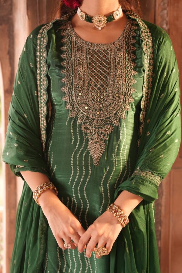 Naisha K 109 Crepe Fancy Readymade Catalog Wholesale Collection Exporter - Image 6