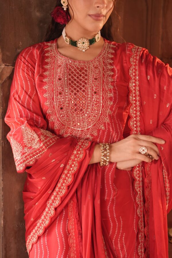 Naisha K 109 Crepe Fancy Readymade Catalog Wholesale Collection Exporter - Image 2
