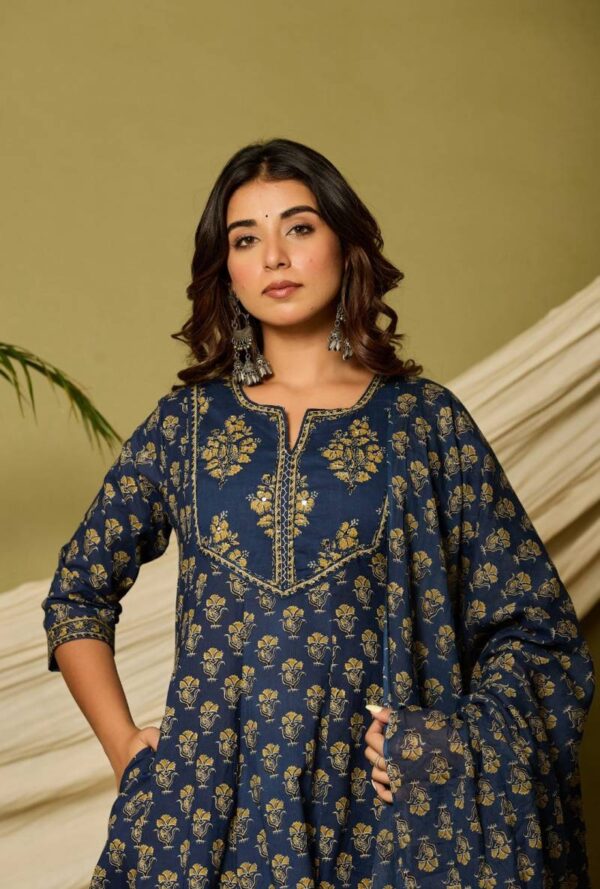 Naisha K 112 Cotton Kurti Bottom With Dupatta Catalog Wholesale Collection Exporter - Image 4