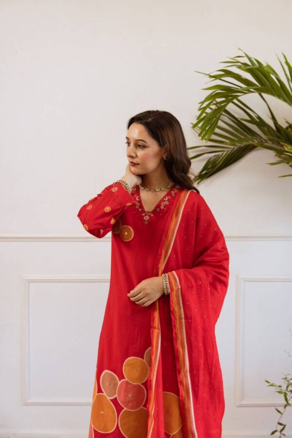 Naisha K 113 Modal Printed Kurti Bottom With Dupatta Catalog Wholesale Collection Exporter - Image 3