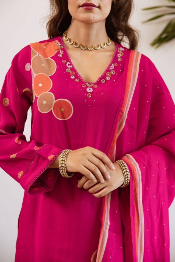 Naisha K 113 Modal Printed Kurti Bottom With Dupatta Catalog Wholesale Collection Exporter - Image 5