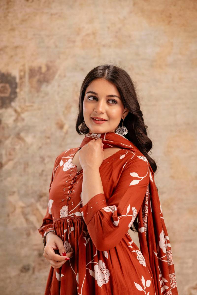 Naisha K 131 Cotton Printed Kurti Bottom With Dupatta Wholesale Catalog Collection Supplier - Image 5