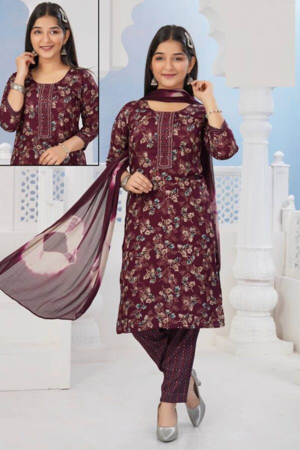 Summati 2 Pant Set Rayon Printed Readymade Wholesale Catalog Collection Exporter - Image 3