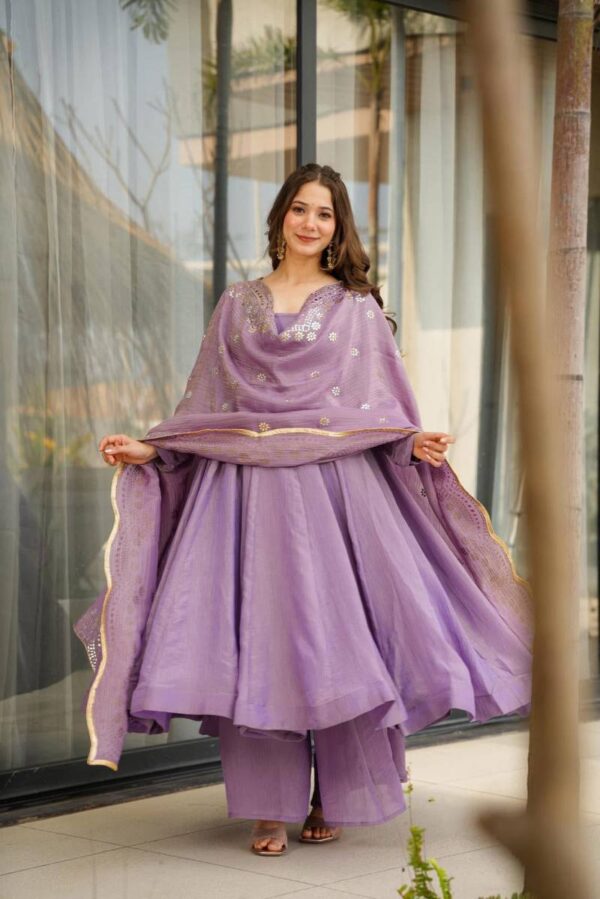 Bina 01 Chinon Long Kurti Bottom With Dupatta Wholesale Catalog Collection Exporter - Image 4