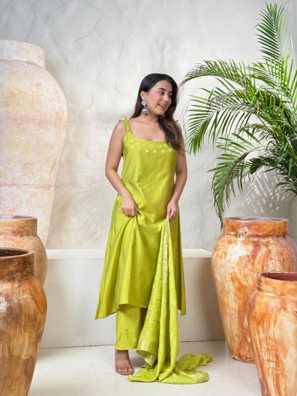 Naisha K 145 Vol 3 Gadwal Kurti Bottom With Dupatta Wholesale Catalog Collection Supplier - Image 4