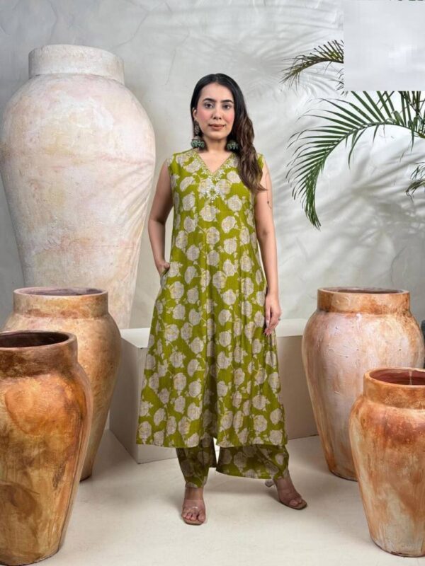 Naisha K 148 Vetican Printed Kurti With Bottom Wholesale Catalog Collection Supplier - Image 2
