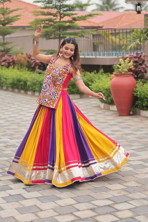 Src 115 Gamathi Navratri Special Lehenga Choli Wholesale Catalog Collection Exporter