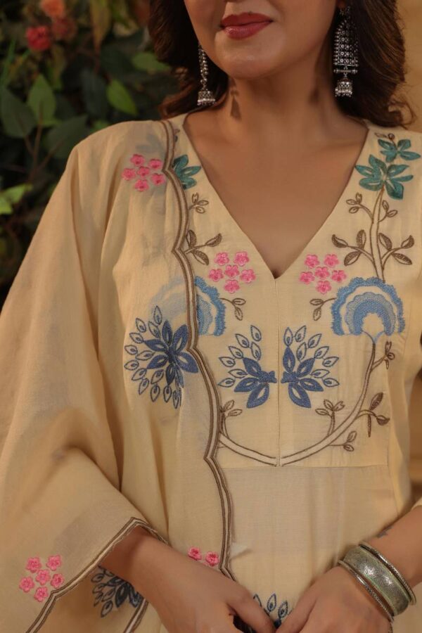 Naisha K 153 Mul Chanderi Kurti Bottom With Dupatta Wholesale Catalog Collection Supplier - Image 2