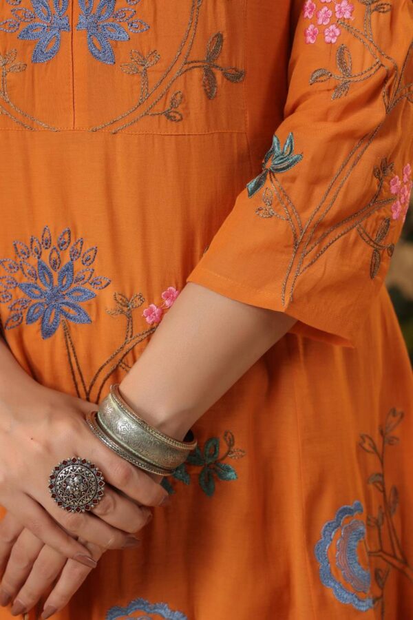 Naisha K 153 Mul Chanderi Kurti Bottom With Dupatta Wholesale Catalog Collection Supplier - Image 5