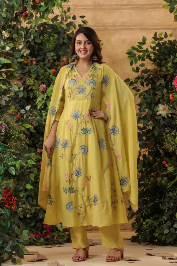 Naisha K 153 Mul Chanderi Kurti Bottom With Dupatta Wholesale Catalog Collection Supplier - Image 8
