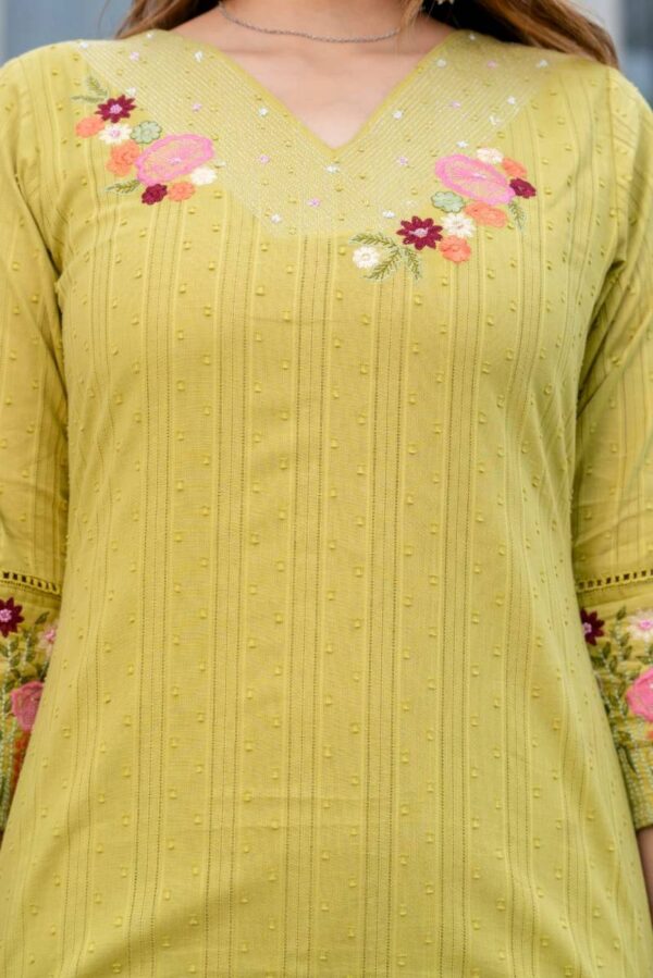 Naisha K 154 Cotton Dobby Kurti Bottom With Dupatta Wholesale Catalog Collection Exporter - Image 5