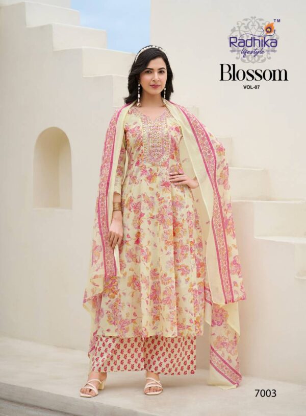 Radhika Blossom Vol 7 Cotton Printed Kurti Bottom With Dupatta Wholesale Catalog Collection Exporter - Image 3