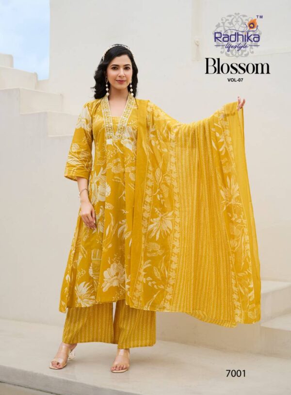 Radhika Blossom Vol 7 Cotton Printed Kurti Bottom With Dupatta Wholesale Catalog Collection Exporter - Image 4