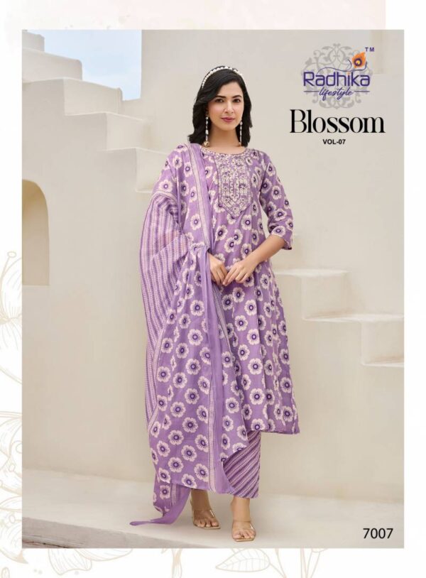 Radhika Blossom Vol 7 Cotton Printed Kurti Bottom With Dupatta Wholesale Catalog Collection Exporter - Image 9
