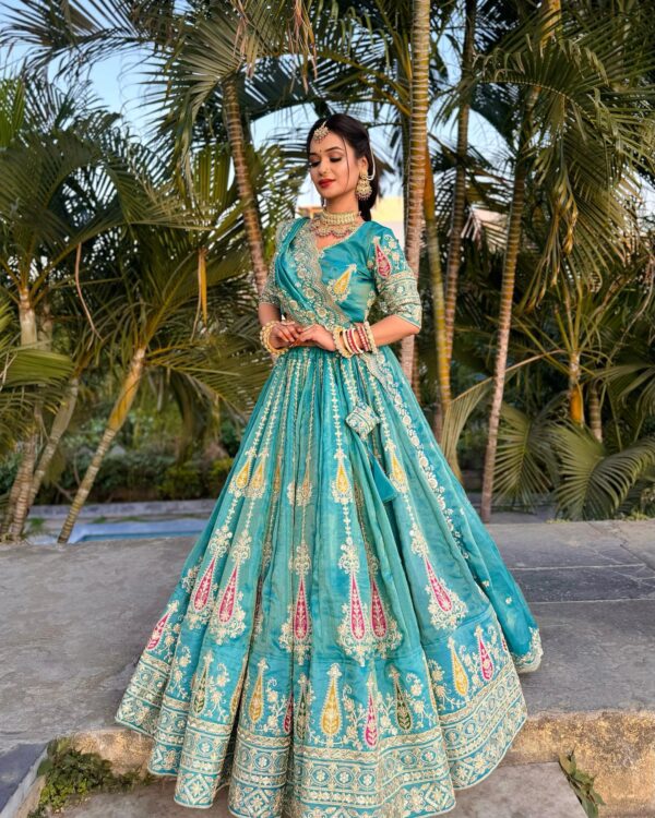 Tapi-259 Navratri Designer Lehenga Choli Wholesale Catalog Collection - Image 5